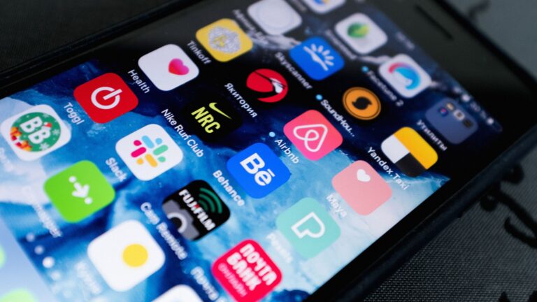 iOS 27 Rollout Time: What’s the Best Time to Update?